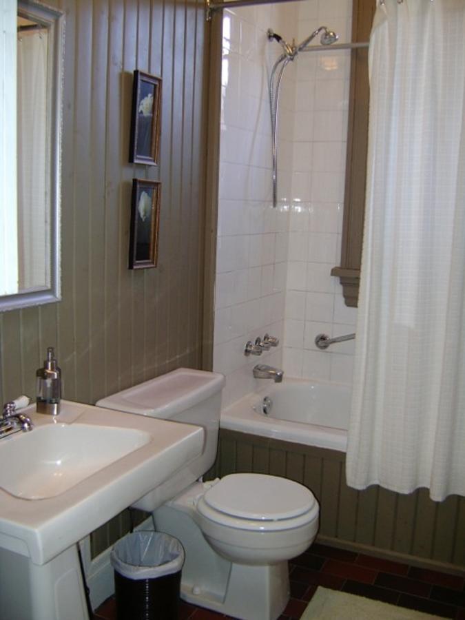 Avalon Bed And Breakfast Οττάβα Εξωτερικό φωτογραφία